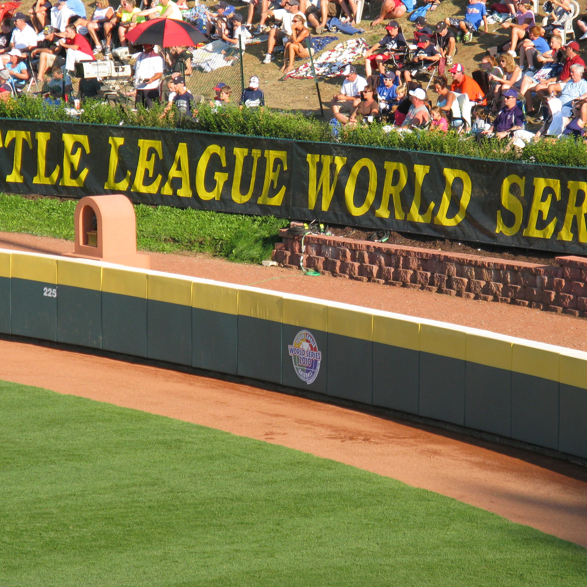 Outfield Wall Padding, Baseball Stadium Padding